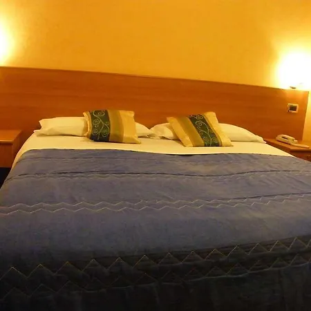 Memmina Φροζινόνε