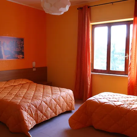 Ξενοδοχείο Memmina Φροζινόνε