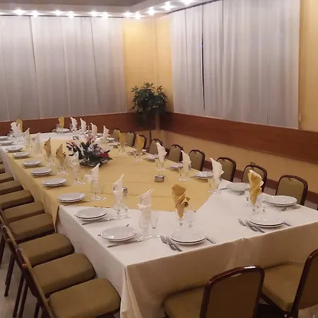 Memmina 3* Φροζινόνε